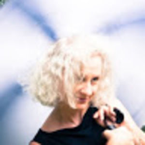 Meet your Posher, Larisa